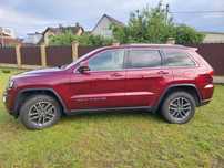 Продам своє власне офіійне авто JEEP GRAND CHEROKEE