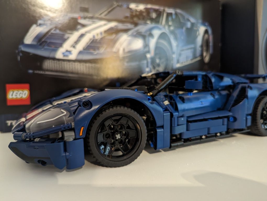 LEGO technic Ford GT, wersja z 2022 roku 42154