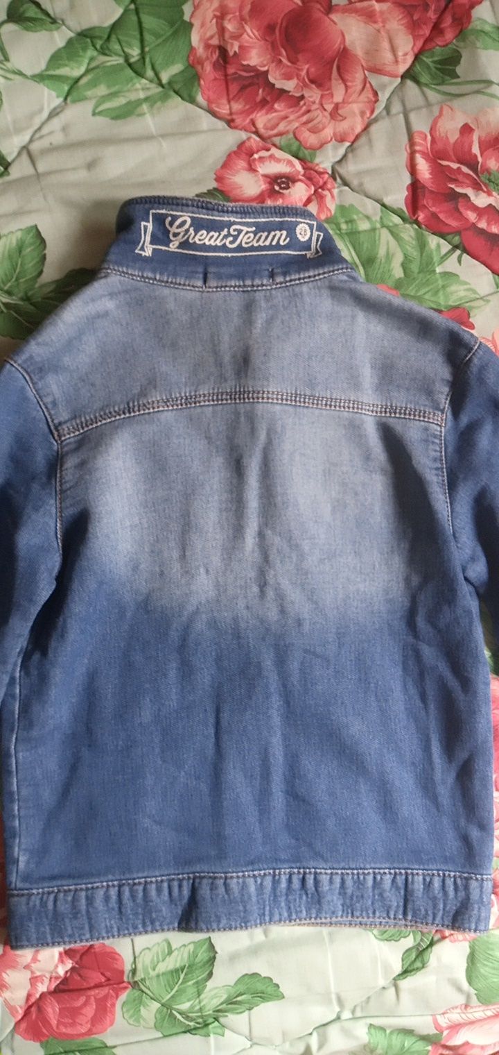 Джинсова куртка 7-8 років