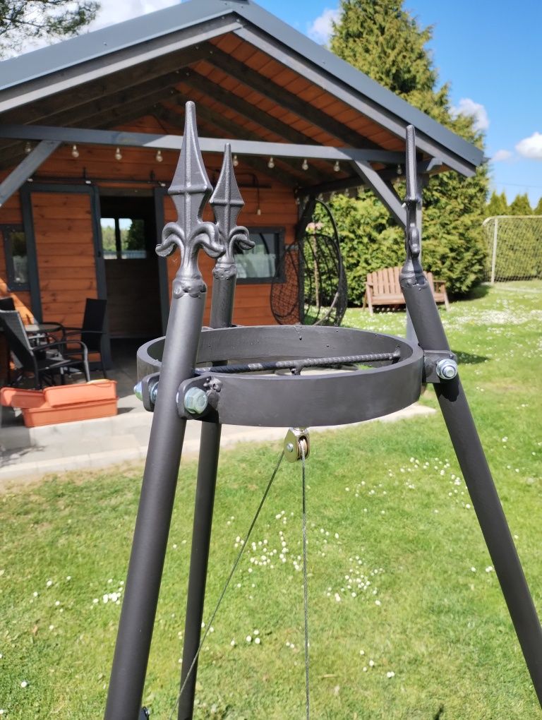Trójnóg grill ognisko palenisko