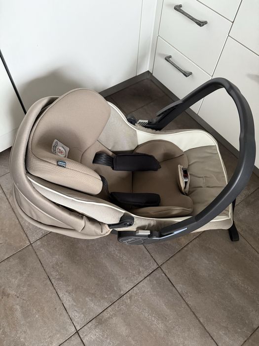 Продам дитяче автокрісло Peg Perego Primo Viaggio SL