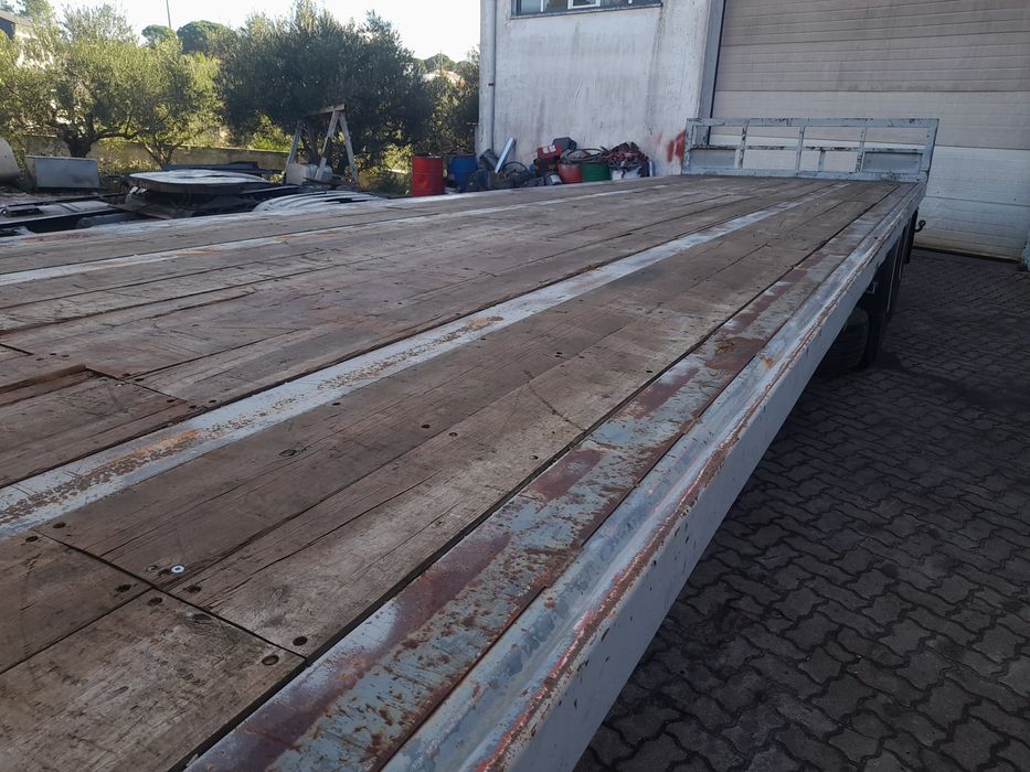 Semi-reboque 9 m 2 eixos