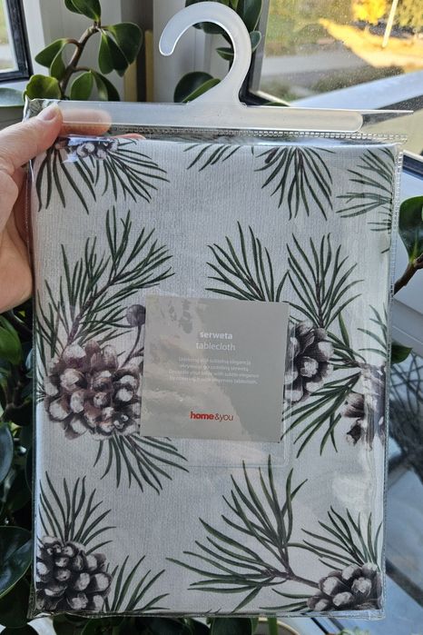 Nowa, piękna serweta  Home&You Pinha,  80x80 cm. 
Nowa, piękna serweta