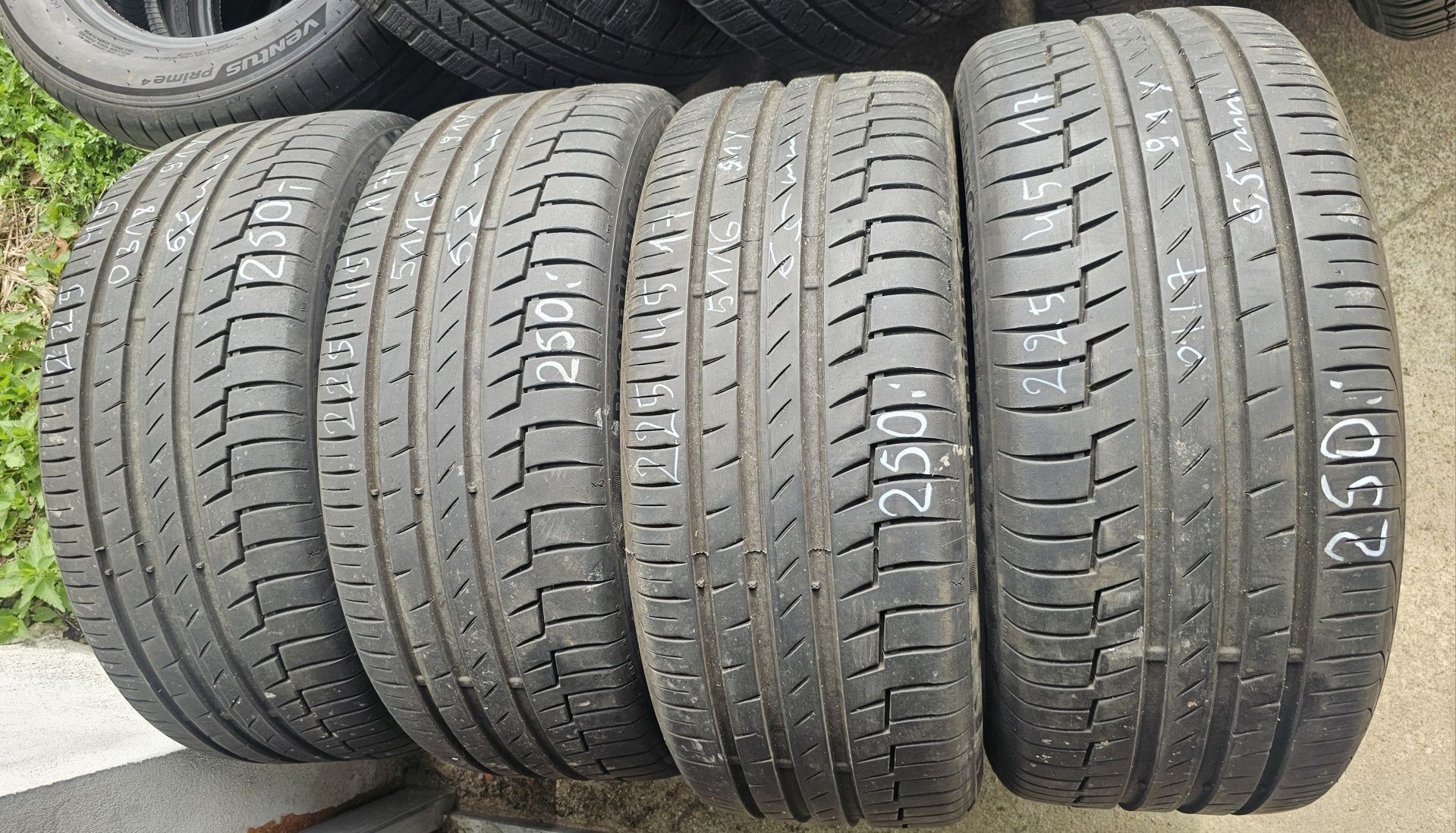 225/45R17 Continental Premium Contact 6 Lato