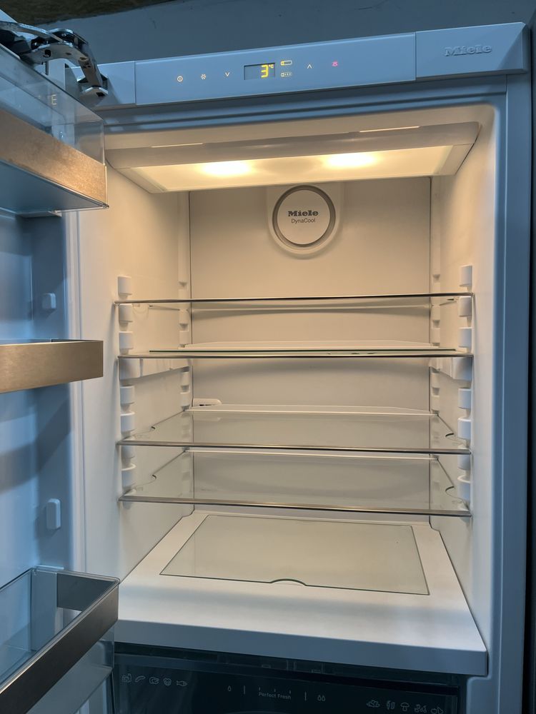 Холодильник 2 метри Miele