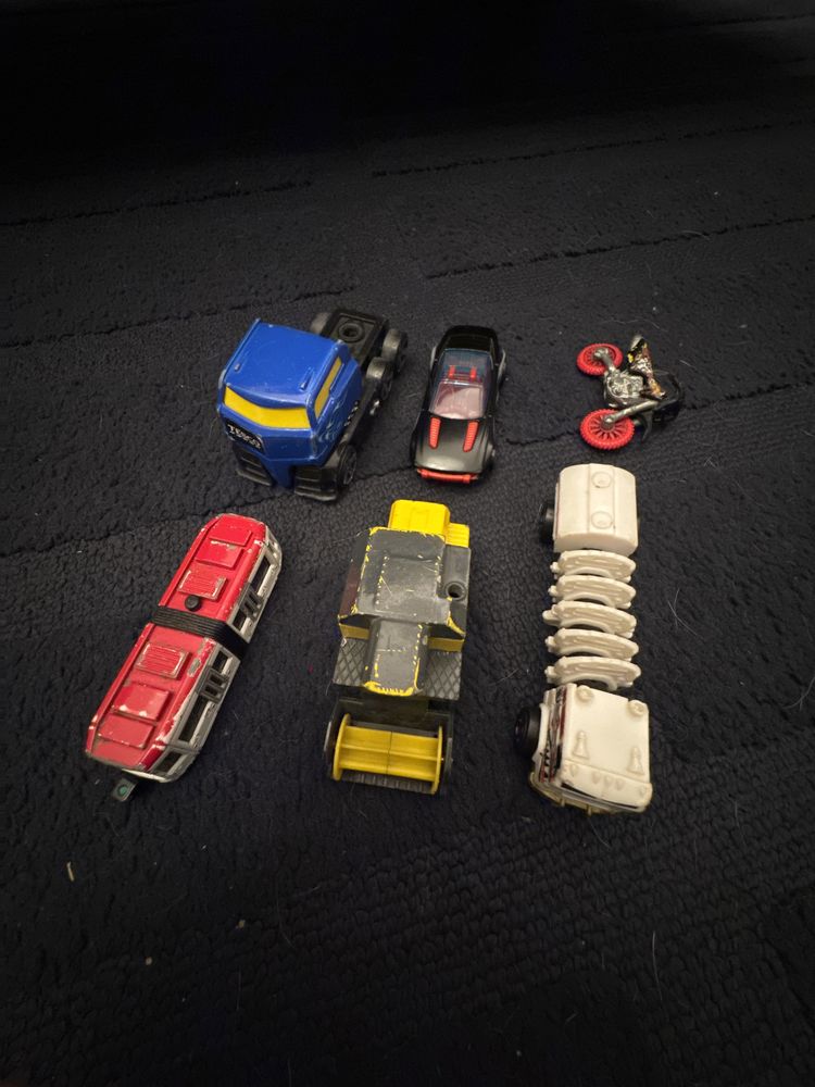 6 Samochodzików HotWheels