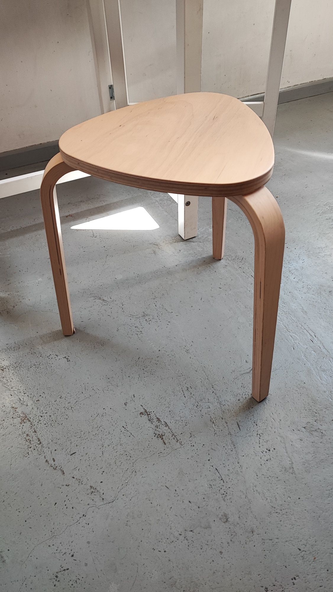 Mesa cozinha PINNTORP + 4 bancos KIRRE
