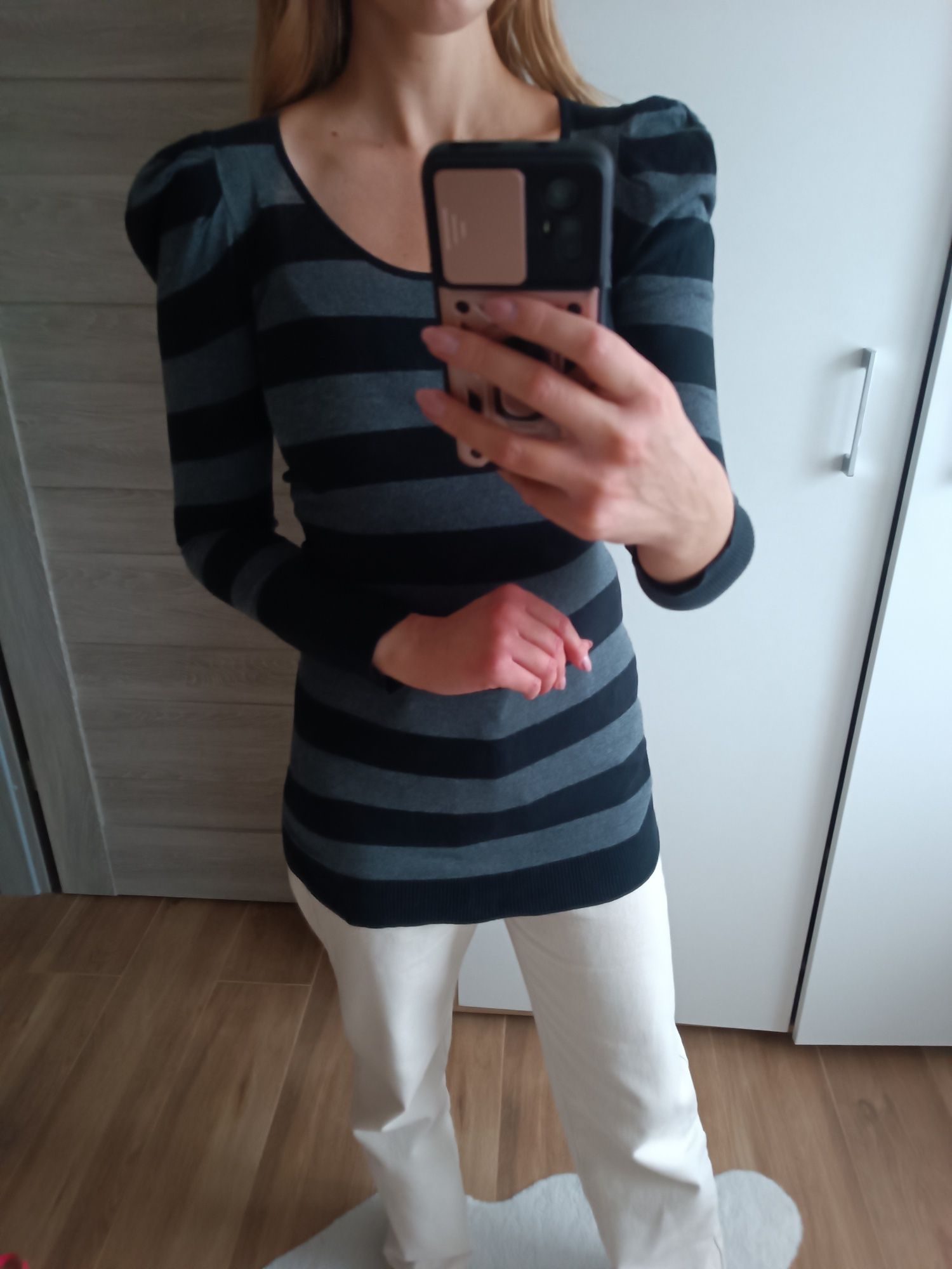 Sweter w paski Cropp