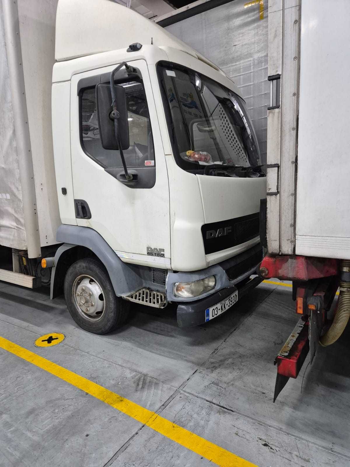 Commercial truck