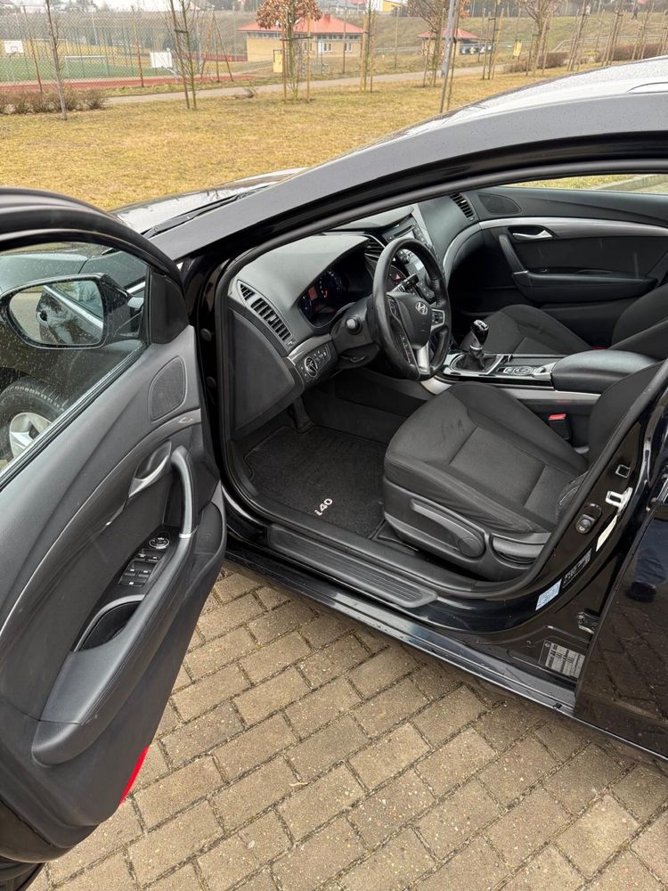 * Hyundai i40, 1.7 diesel, 2012 r 220tys przebiegu*