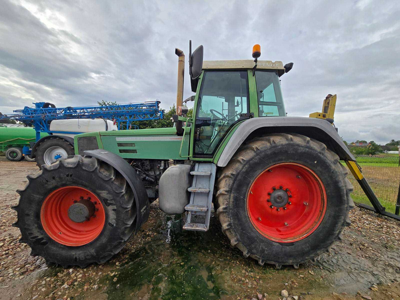 Fendt 824 Favorit pneumatyka tuz wom opony 70 %sprzedaż prywatnaBrutto