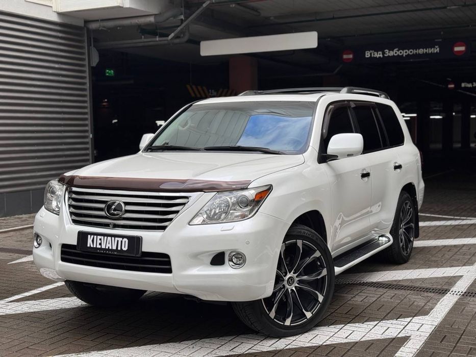Lexus LX 570, 2008 рік, 5.7 газ/бензин, 268 тис. км., Повний привід