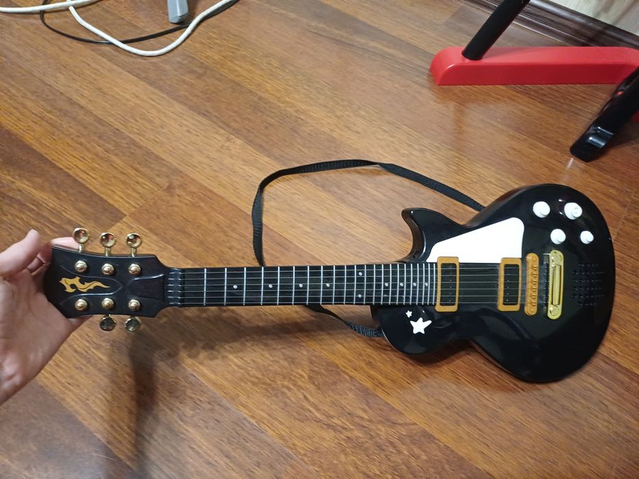 Ігрова дитяча рок гітара інтерактивна