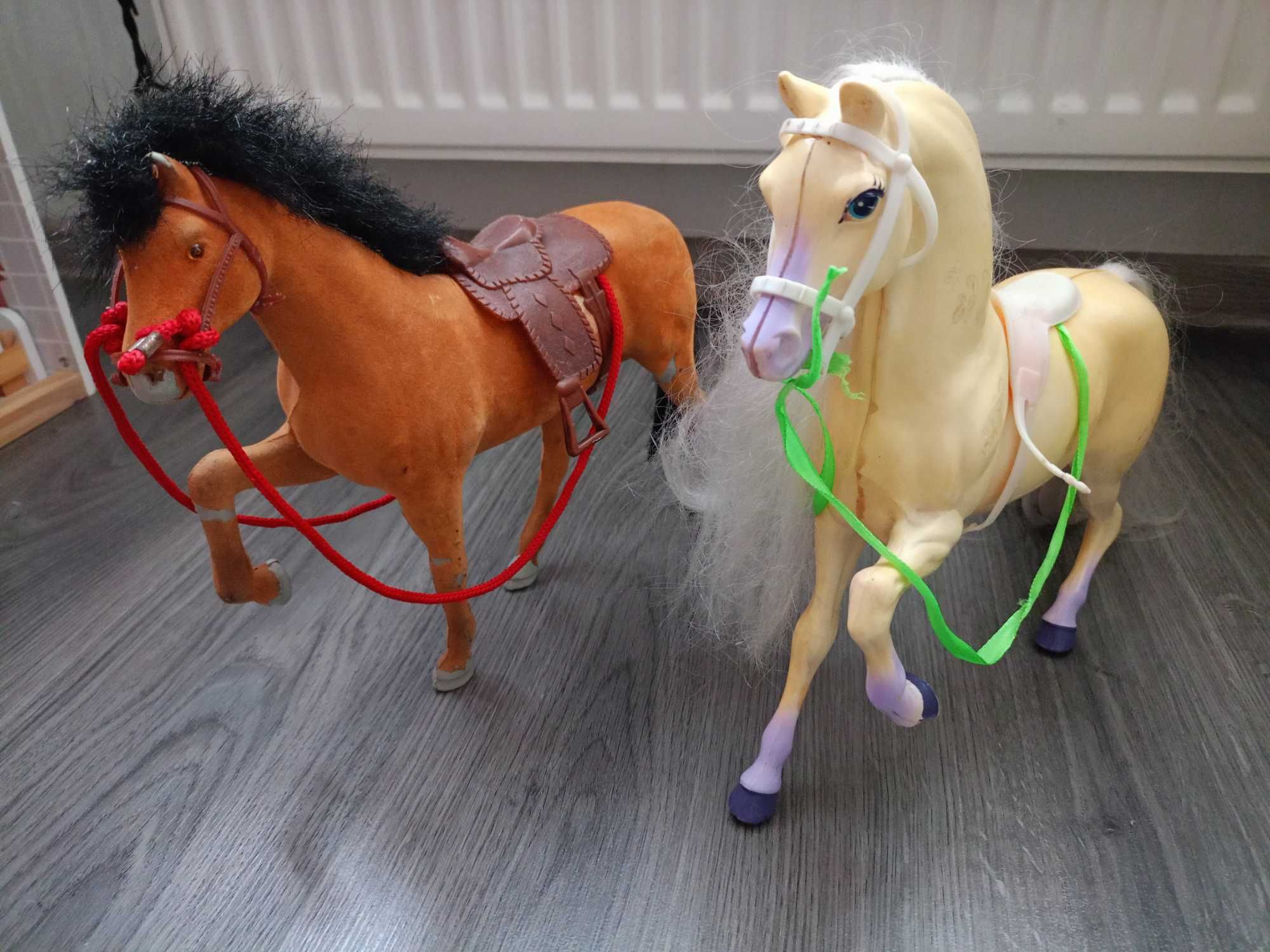 Кінь дитяча іграшка, кінь для Барбі, 2 шт. 30*25 см. Ціна за все.