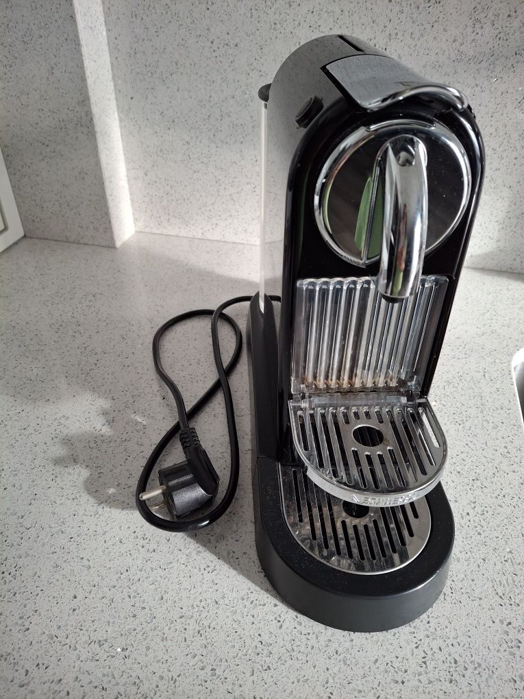 Máquina café Nespresso