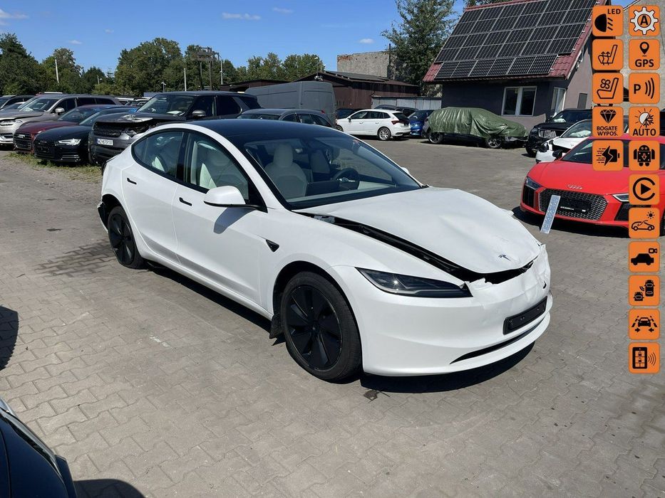 Tesla Model 3 Panorama Podgrzewanie Radar360 Nowy model