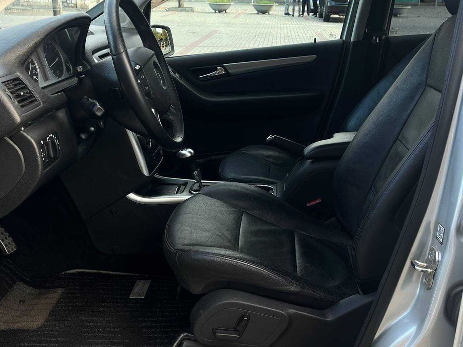 Mercedes-Benz B-Class 2010 Автомат