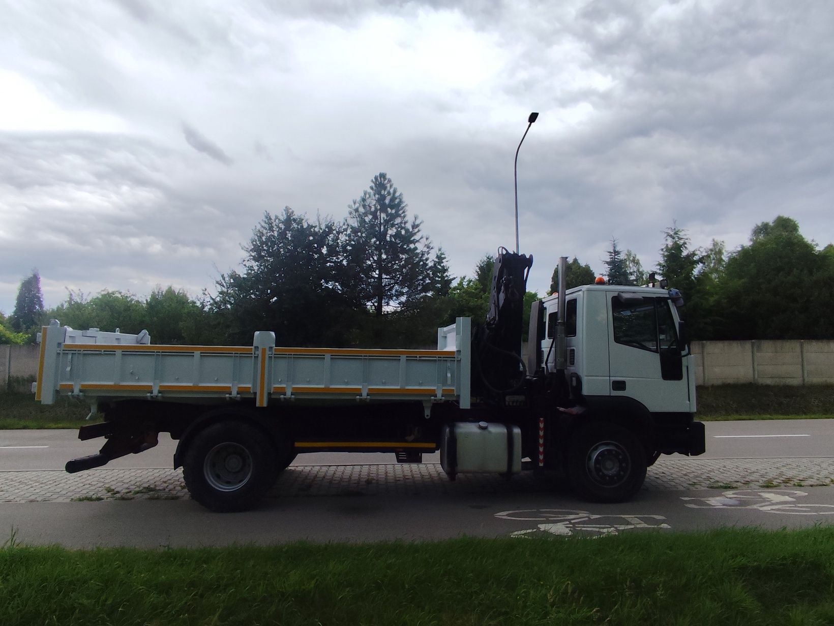 Iveco Cursor**Kiper 3 strony**HDS**Hydroburta**