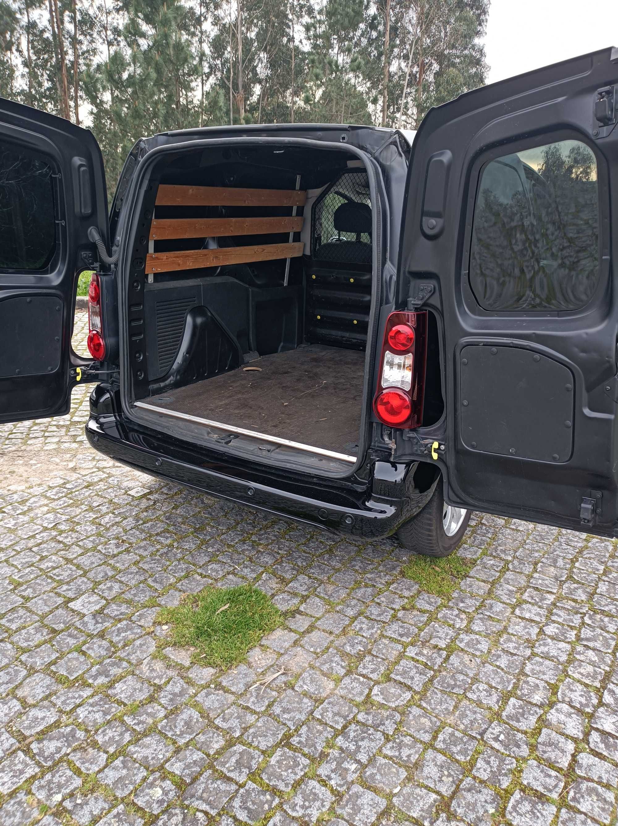 Citroen berlingo  em muito bom estado