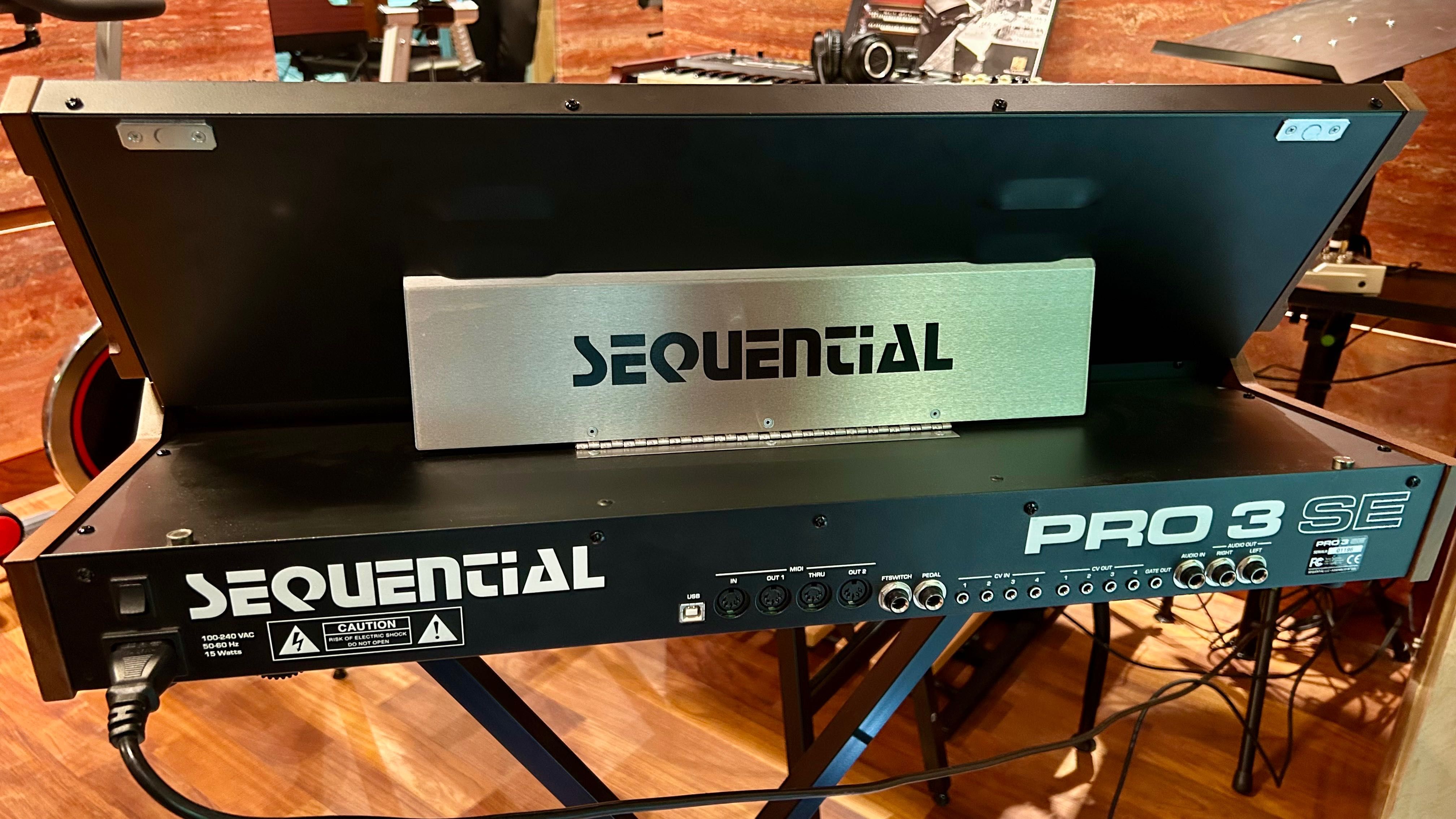 Syntezator  SEQUENTIAL PRO 3 Se