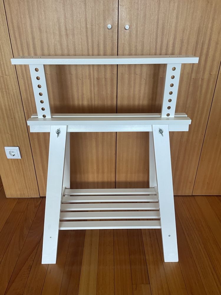 Cavalete Madeira branco para mesa, marca IKEA 70X70/100 cm