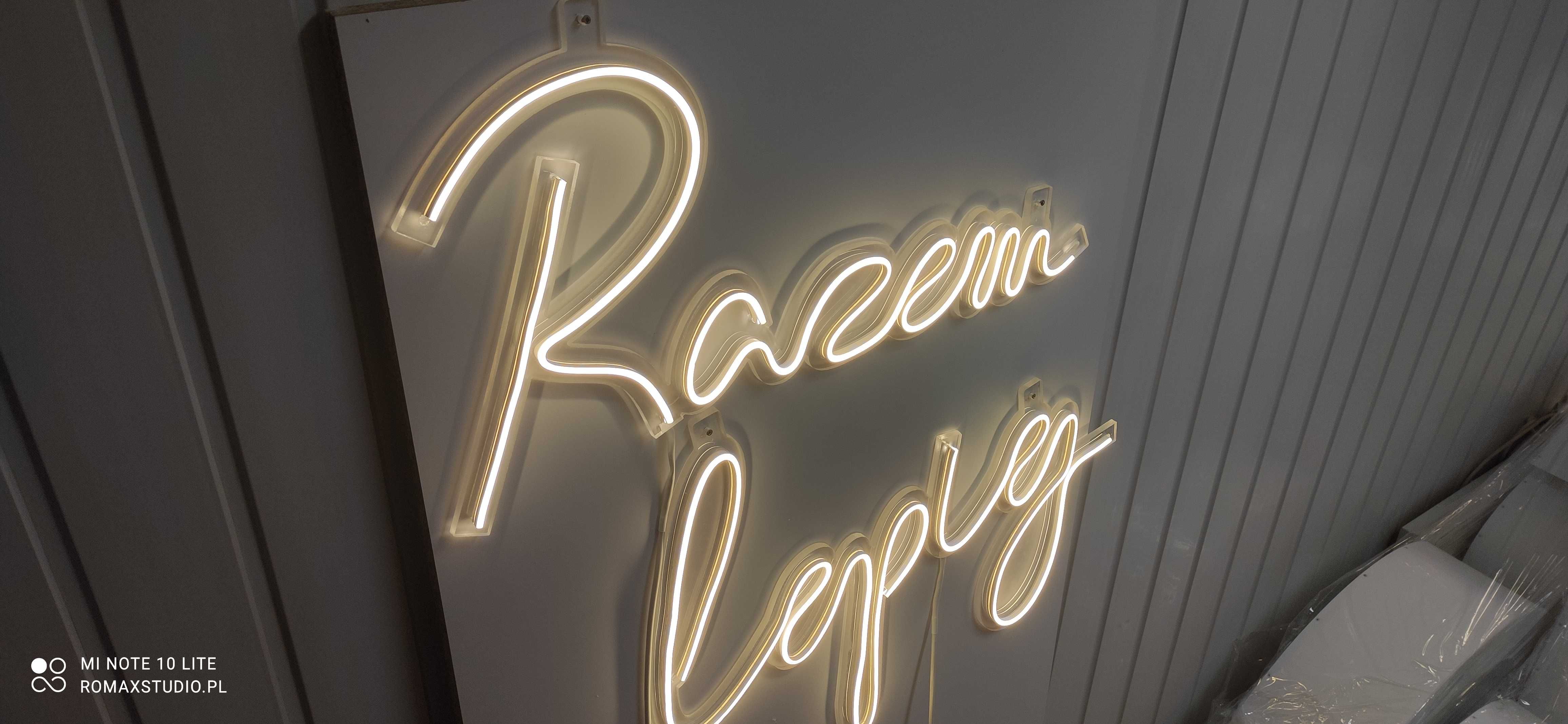 Ledon, neon  razem lepiej