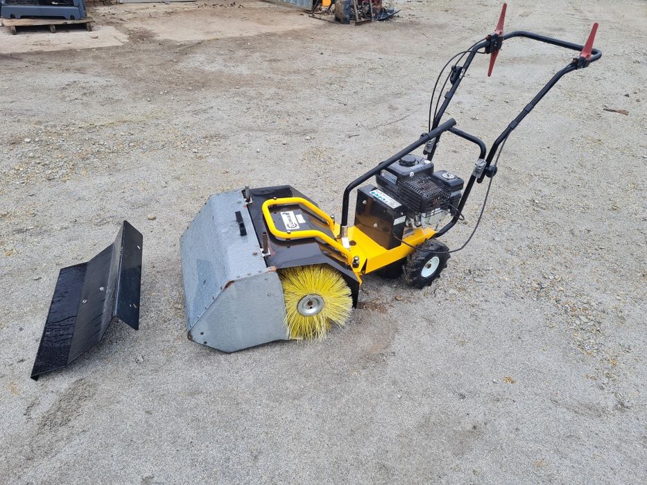 Zamiatarka odśnieżarka LUMAG KM600 kosz pług