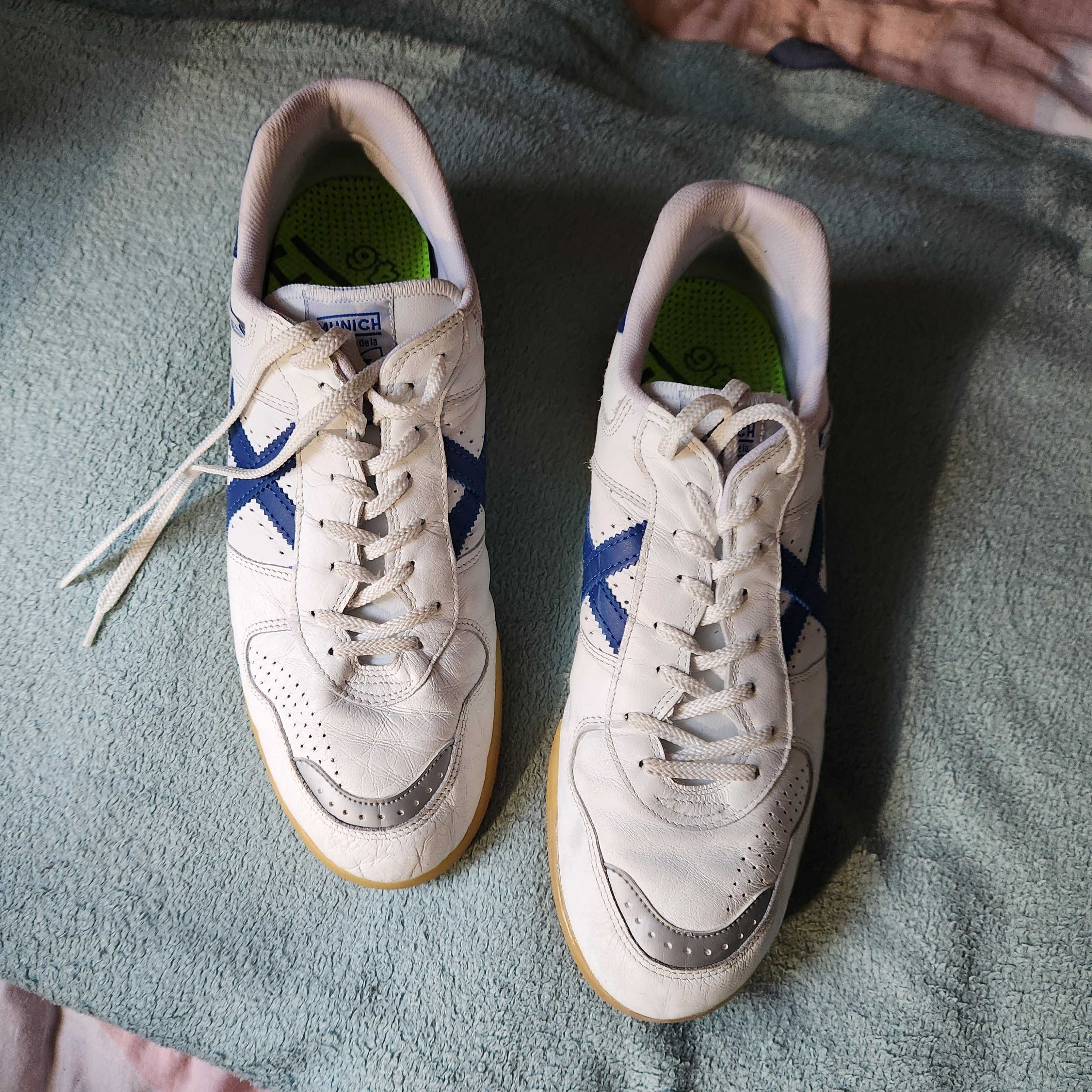 Buty piłkarskie MUNICH Continental Blanco roz. 46
