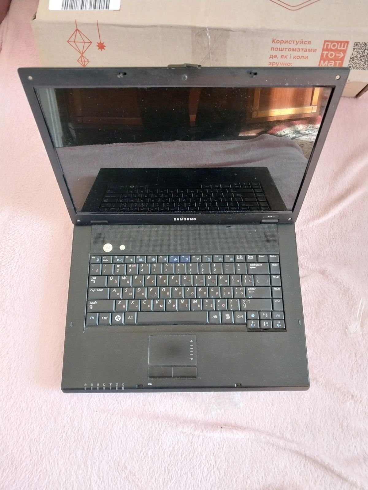 Продам ноутбук Samsung 2×2.64ГГЦ SSD 240