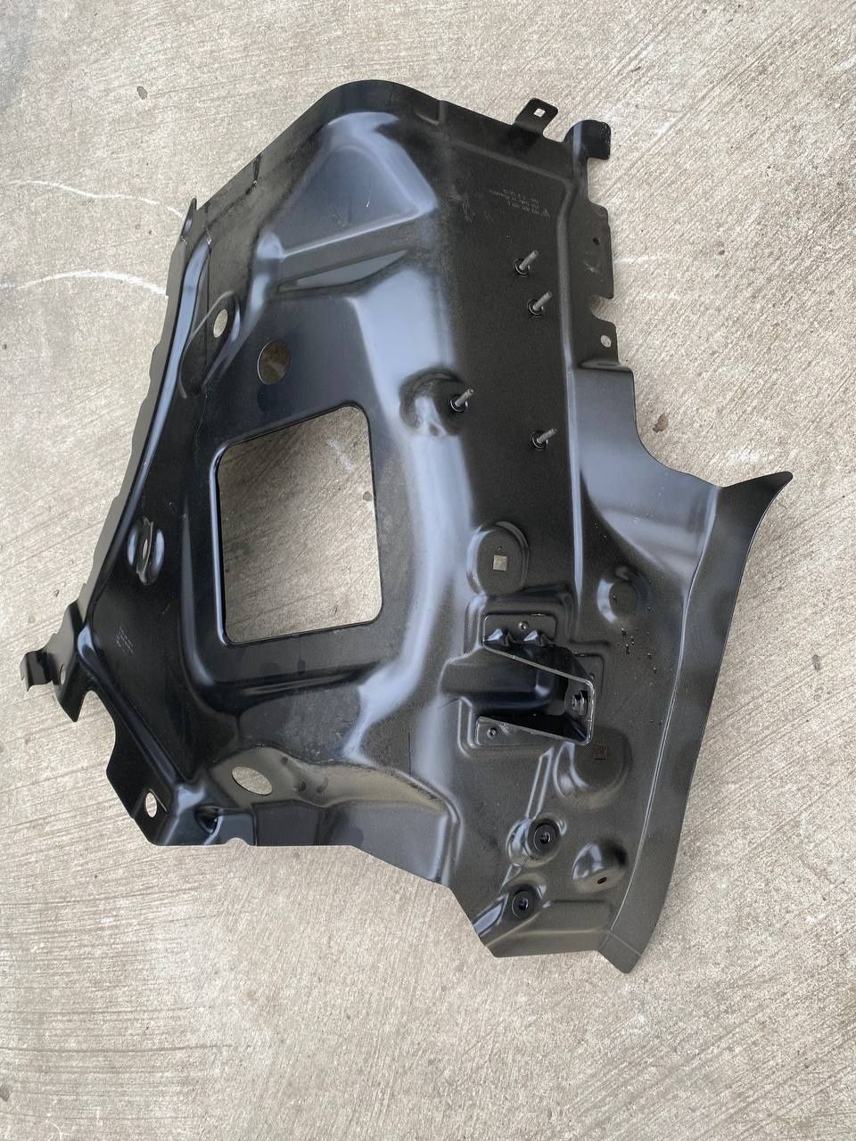 Cayenne 9y3 coupe правая часть заднего крыла  PAB809490AGRV