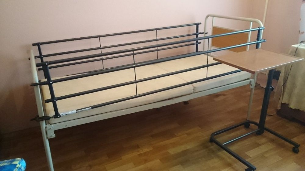 Реабилитационная кровать OSD-93V + Прикроватный столик OSD-1700V