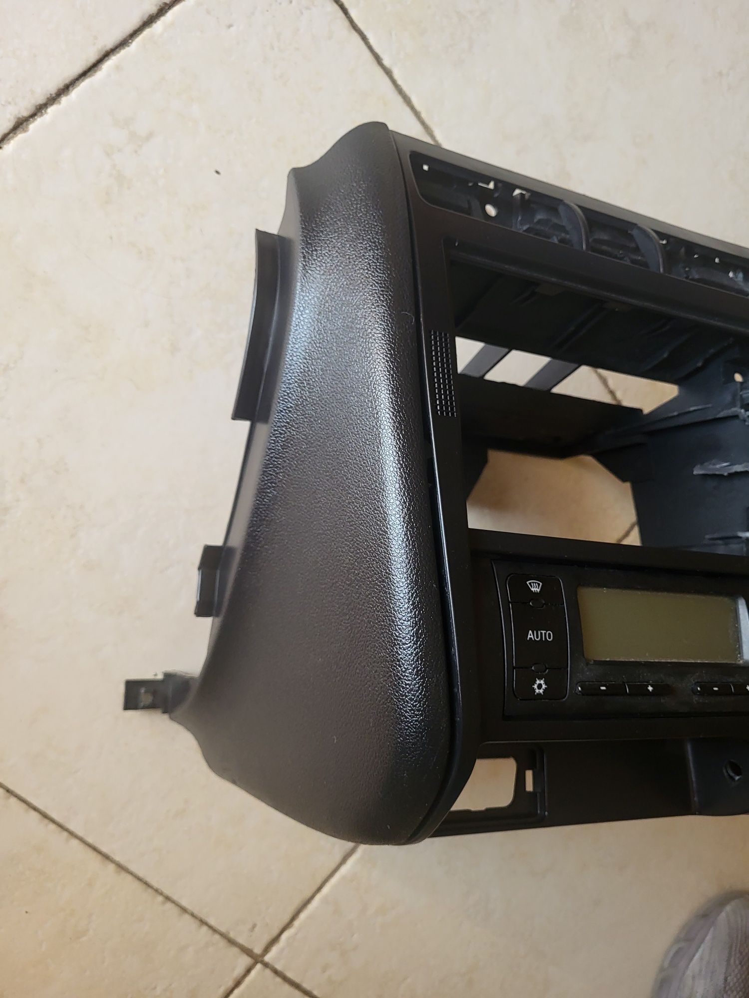 Consola 2din seat leon/toledo 1m