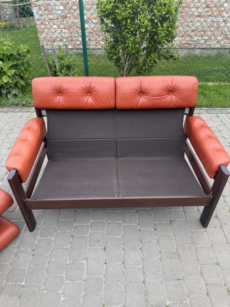 Диван двійка шкіряний  Chesterfield