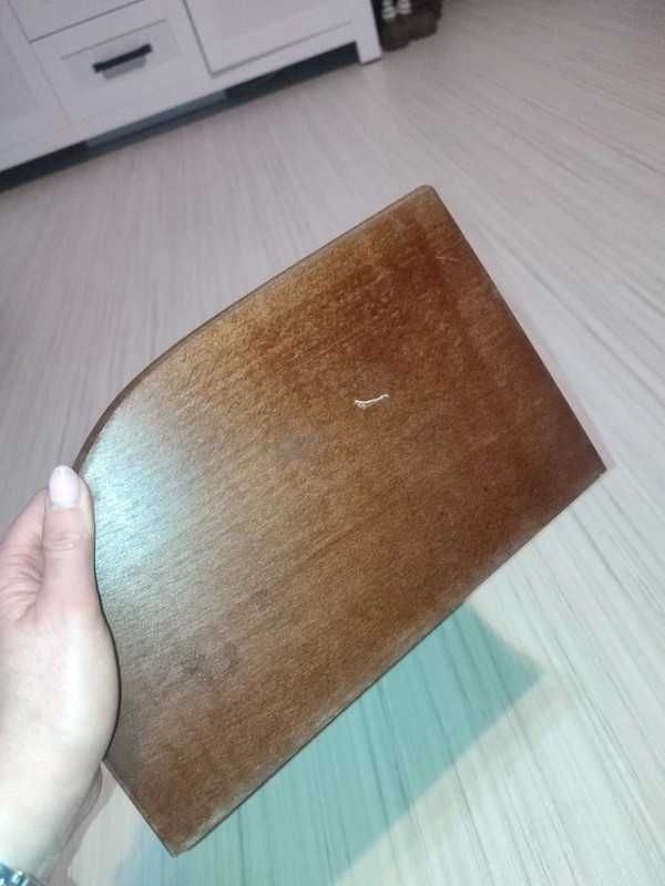 chlebak drewniany pojemnik na pieczywo chleb bułki duży ciemny brąz