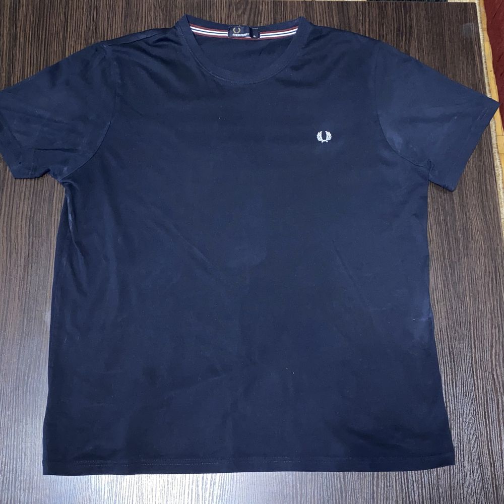 Футболка Fred perry темно-синя, розмір XL