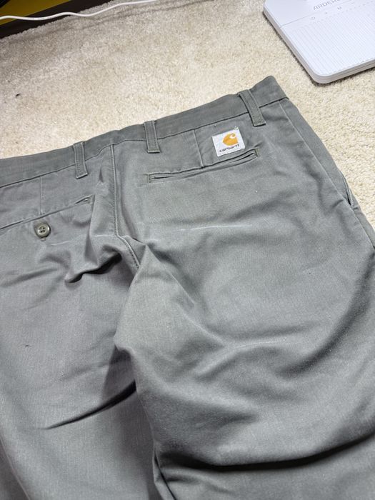 Штаны Carhartt.