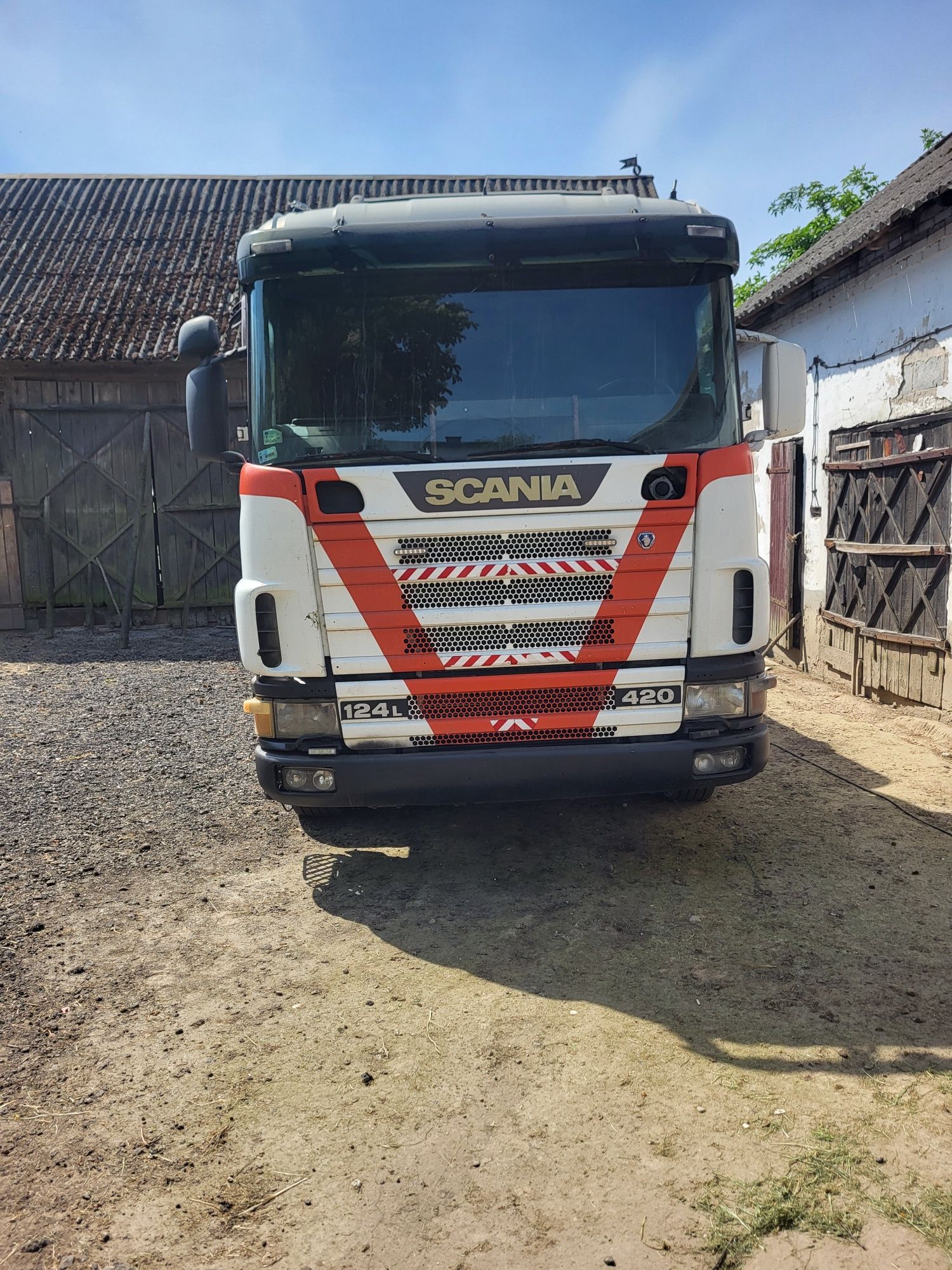 Scania 124L ascenizacyjny, szambiarka