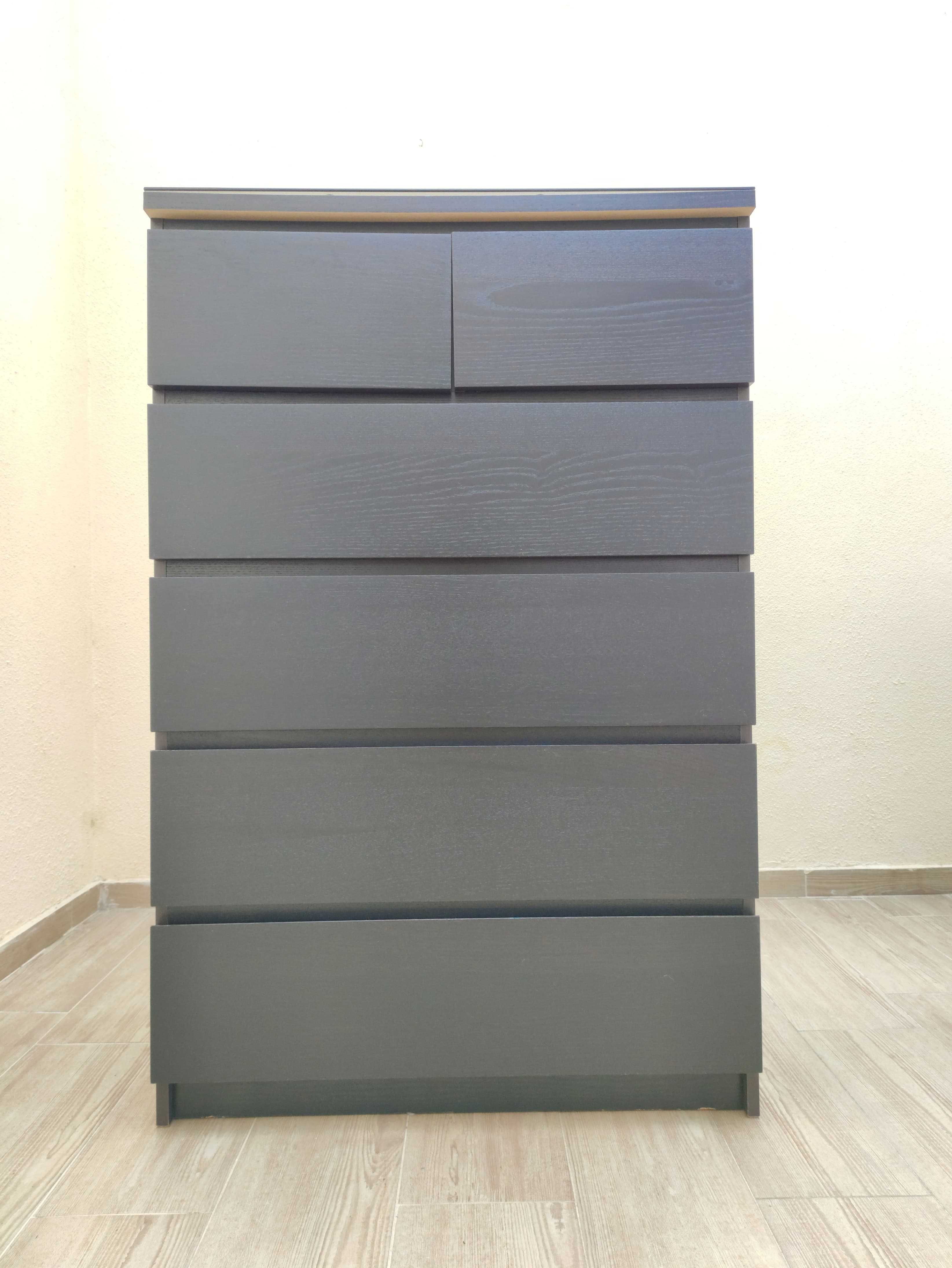 MALM Cómoda c/6 gavetas, pret-cast + tampo de vidro