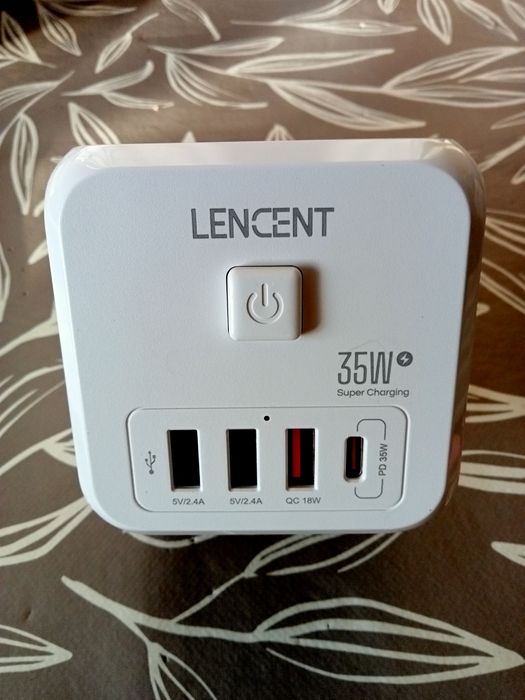 Listwa zasilająca LENCENT PA037EU-2A2C 7 gniazd wtym 2x Usb A, 2x Usb