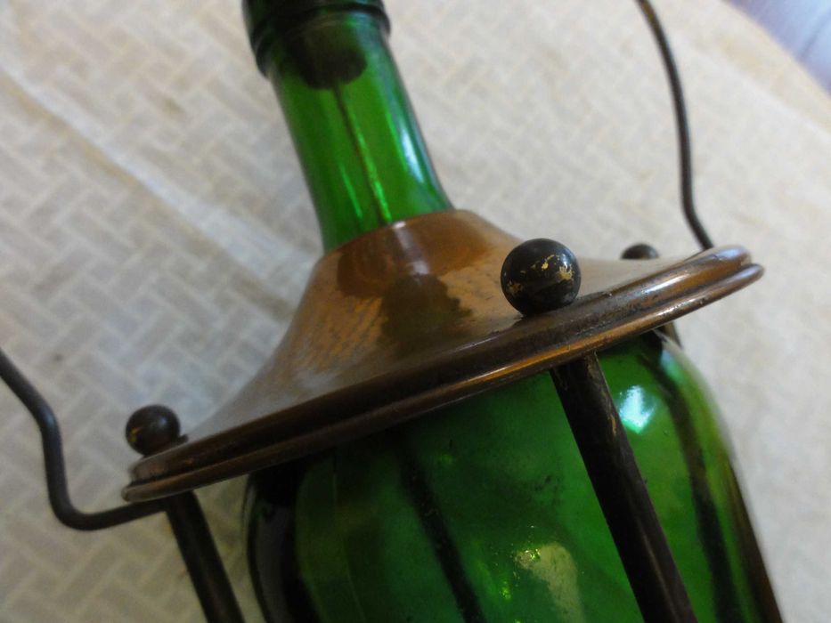 stara butelka z pozytywką