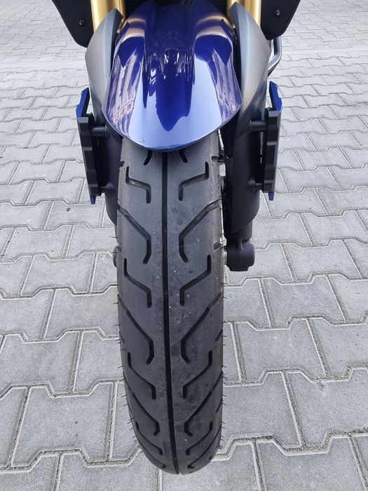 Triumph tiger 800
