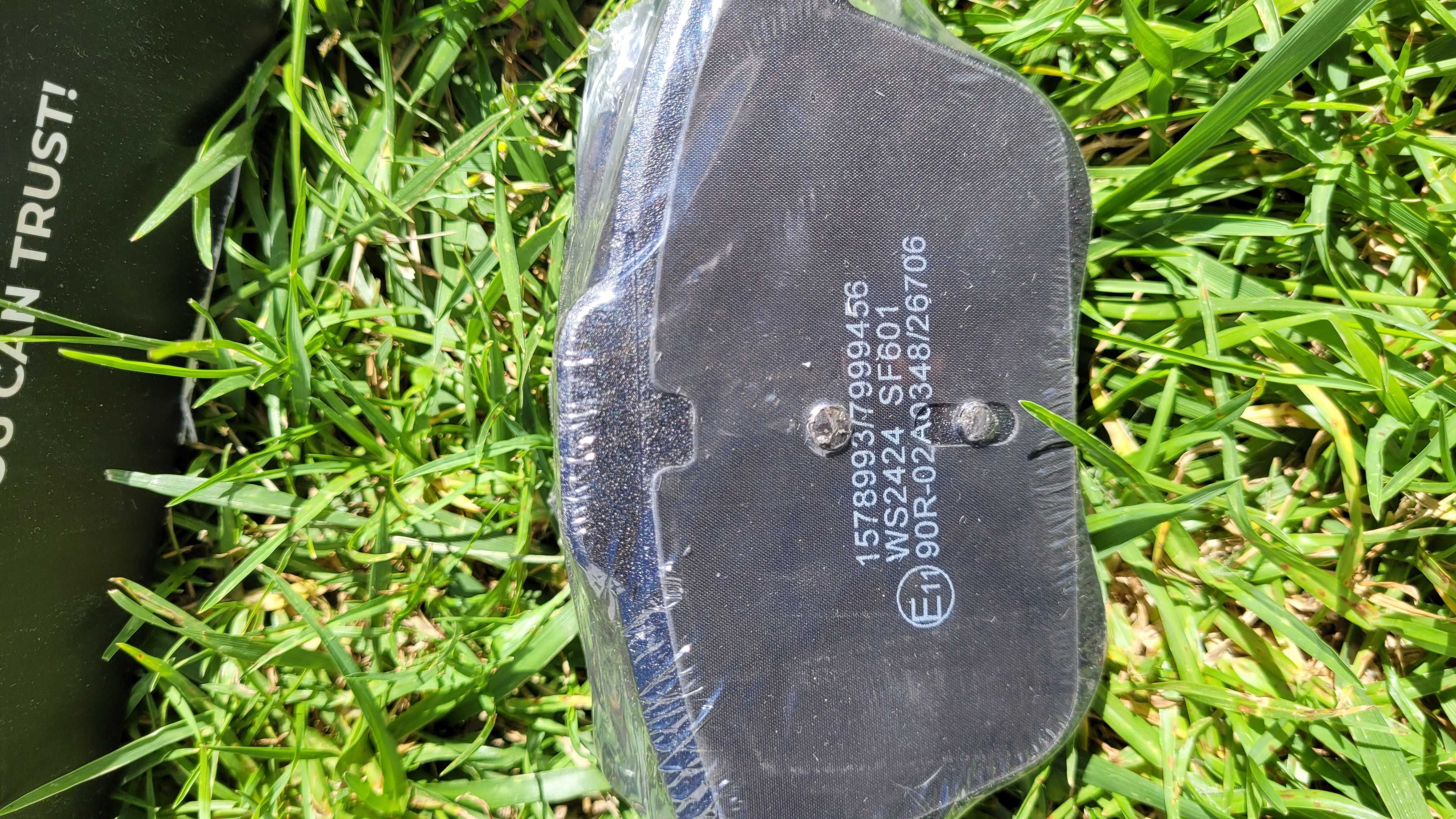 AUDI Kit discos ventilados e partilhas Travões Frente **NOVOS**