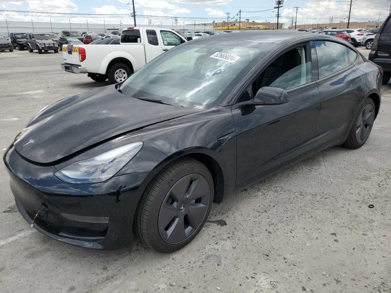 Tesla Model 3 2023 вигідна ціна