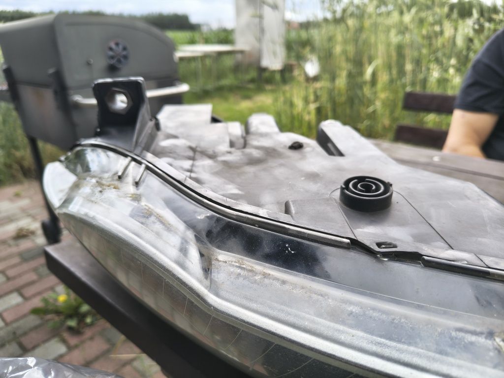 Lampy przód komplet Passat B6