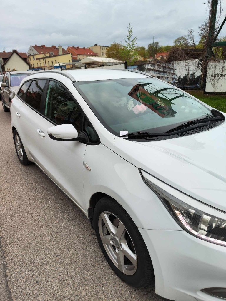 Kia cee'd 2 1.6b