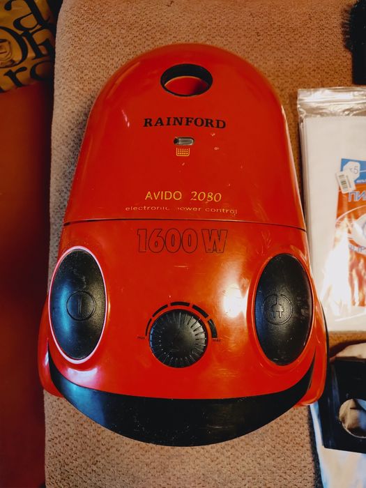 Продаю пилесос REINFORD