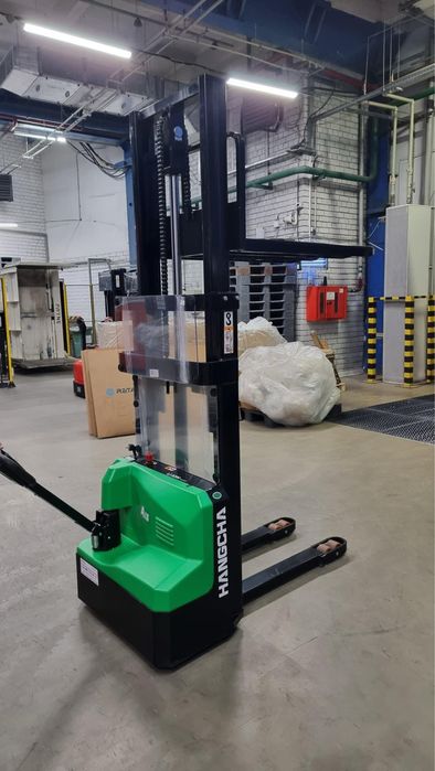 Навантажувач  погрузчик дизельні газ бензин електро Hangcha Hyundai