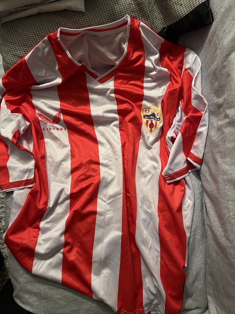 Tshirt xxxl bom estado