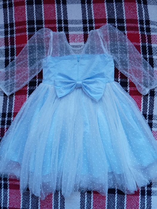 Святкова сукня для дівчинки