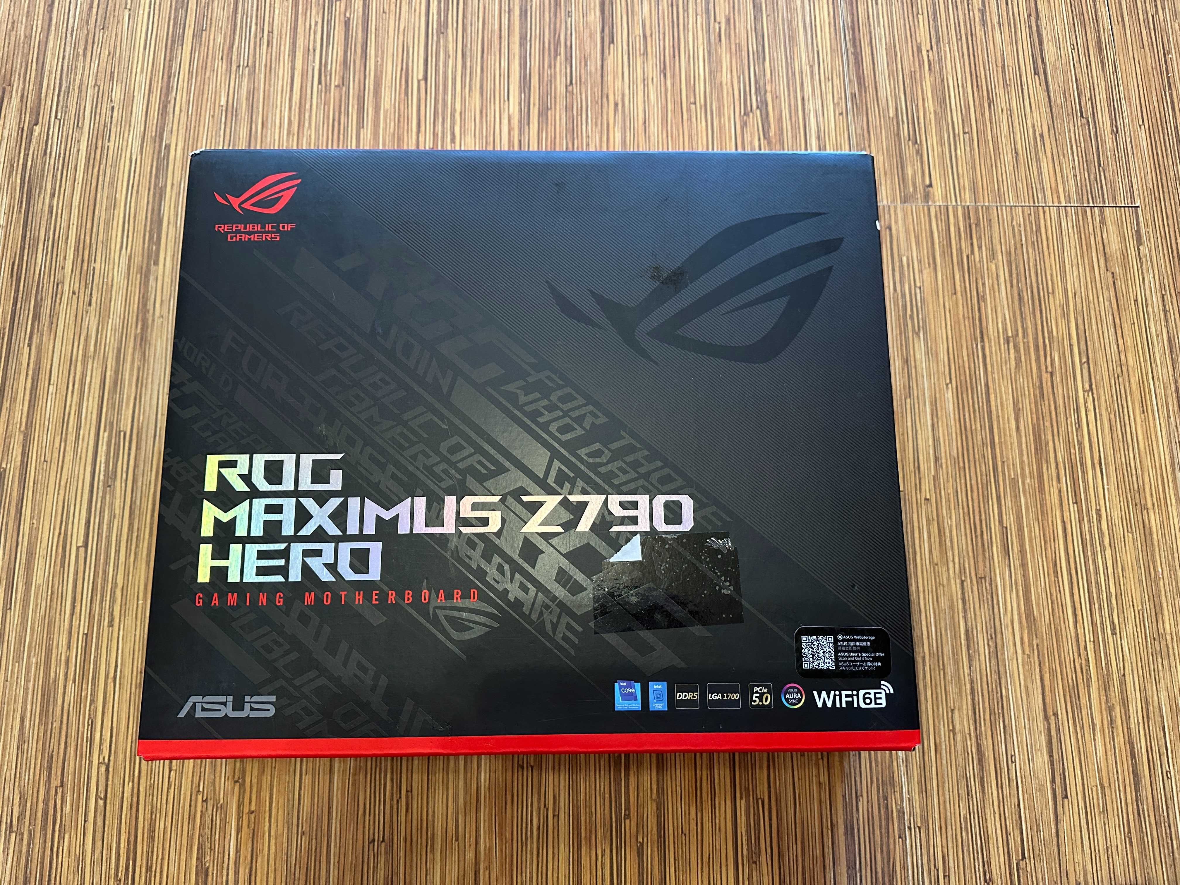 Материнська плата Asus ROG Maximus Z790 Hero